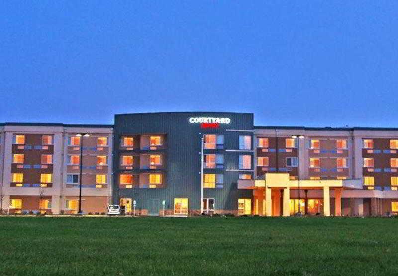 Hotel Courtyard Milwaukee Airport Exterior foto