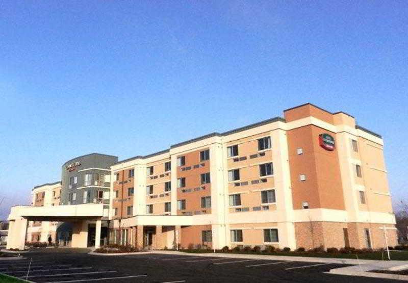 Hotel Courtyard Milwaukee Airport Exterior foto