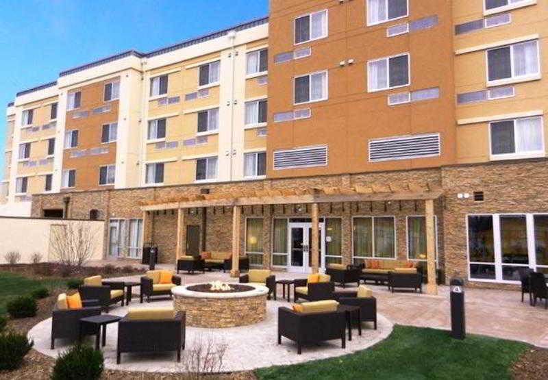 Hotel Courtyard Milwaukee Airport Exterior foto