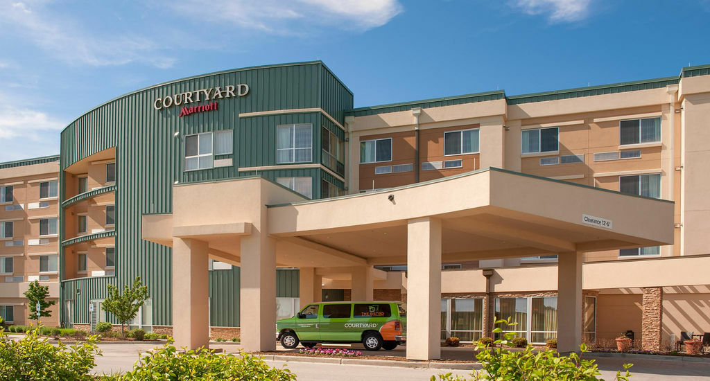 Hotel Courtyard Milwaukee Airport Exterior foto
